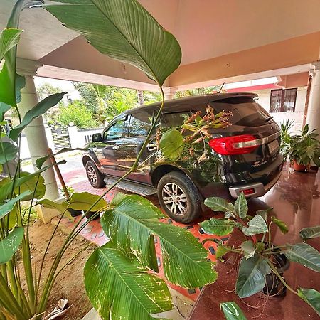 La Casa Trivandrum 4 Bhk Ac Luxury Villa At City Centre, Just 6 Kms To Airport & 5 Min Drive To Padmanabha Swamy Temple Thiruvananthapuram Εξωτερικό φωτογραφία