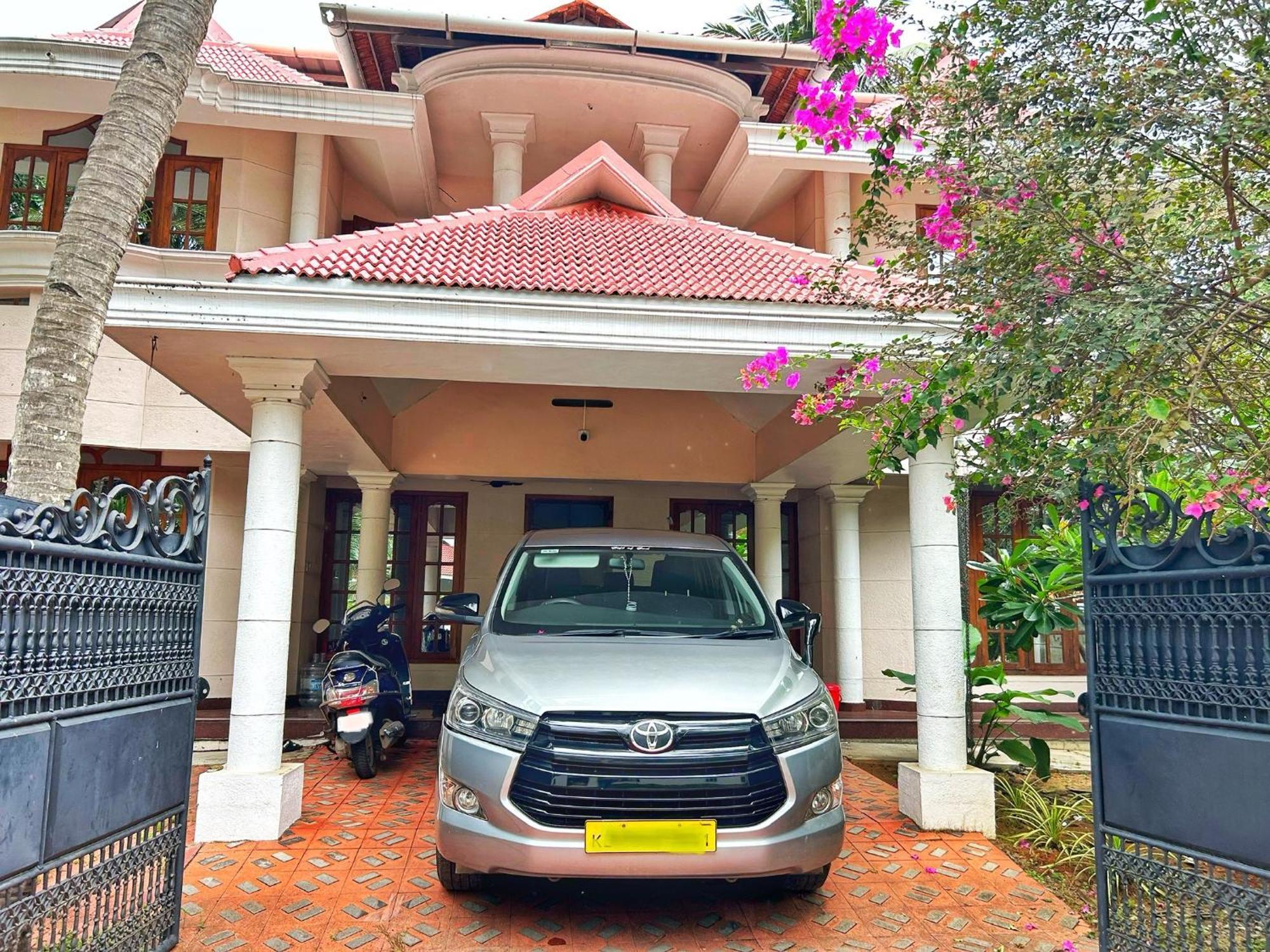 La Casa Trivandrum 4 Bhk Ac Luxury Villa At City Centre, Just 6 Kms To Airport & 5 Min Drive To Padmanabha Swamy Temple Thiruvananthapuram Εξωτερικό φωτογραφία